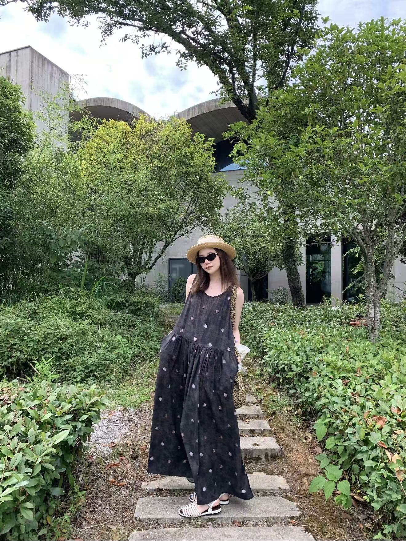 Faux‑Denim Texture Sleeveless Maxi Dress With Side Pockets, Loose Casual Dress